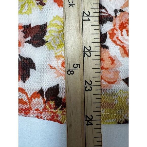 So It Is NWT Bohemian Turtleneck Romantic Floral Print White Yellow Top Size 2X - Picture 11 of 12